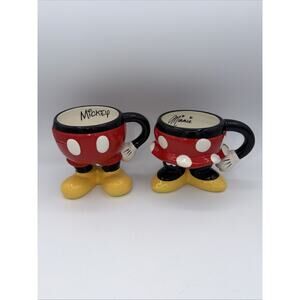 AUTHENTIC WALT DISNEY WORLD MICKEY & MINNIE PORCELAIN COFFEE CUP MUG THEME PARK